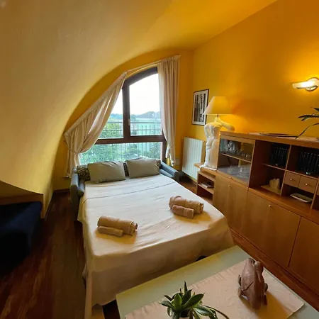 Top-floor Malpensa Mxp-airport شقة غالاّراتي